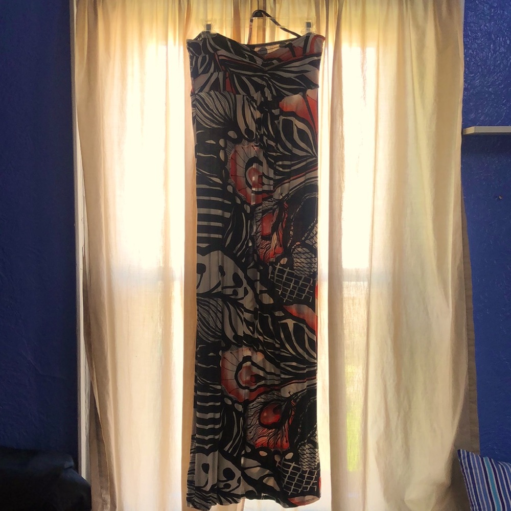 Sleeveless maxi dress